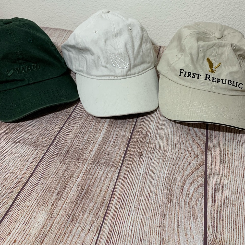 Lot of mens hats